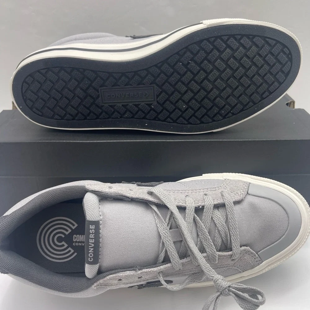 Converse Men’s A14643F
CONVERSE SPORT CASUAL OX GREY AREA/DARK MATTER Sneakers - Picture 3 of 16